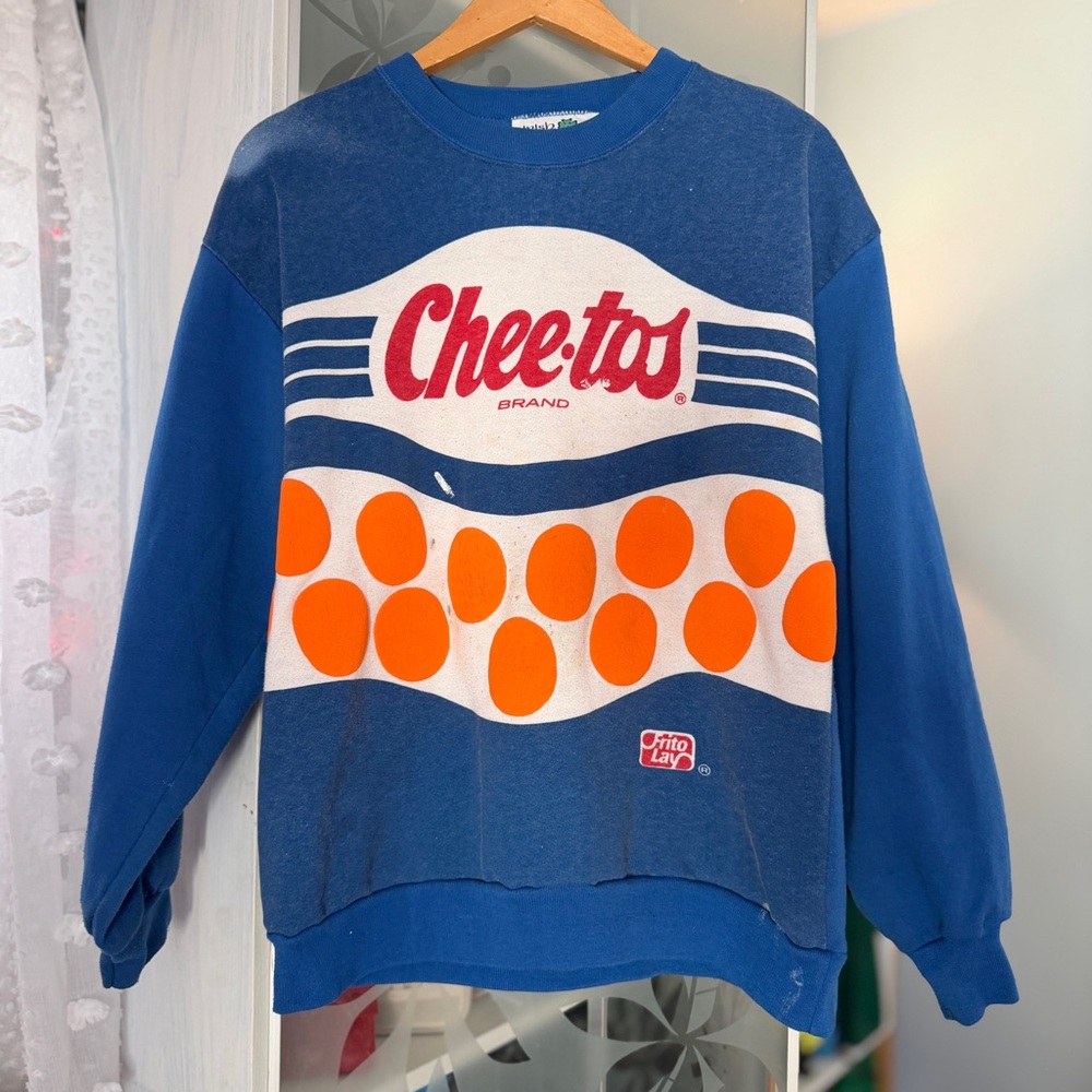 Epic vintage 1980s cheetos puff print crewneck sweater